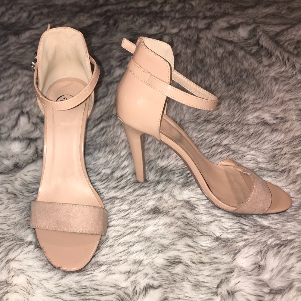 <Delicious> Blush pink heels